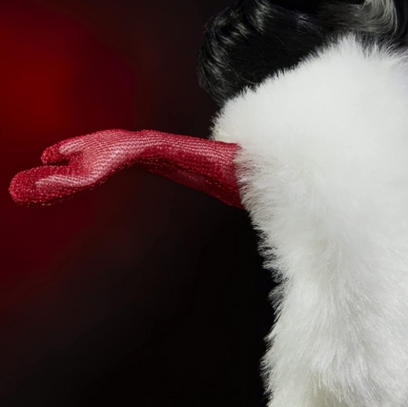 ☆NWT/NIB☆Disney Villains Collection☆CRUELLA DE VIL contemporary Disney Doll☆ - Picture 11 of 15